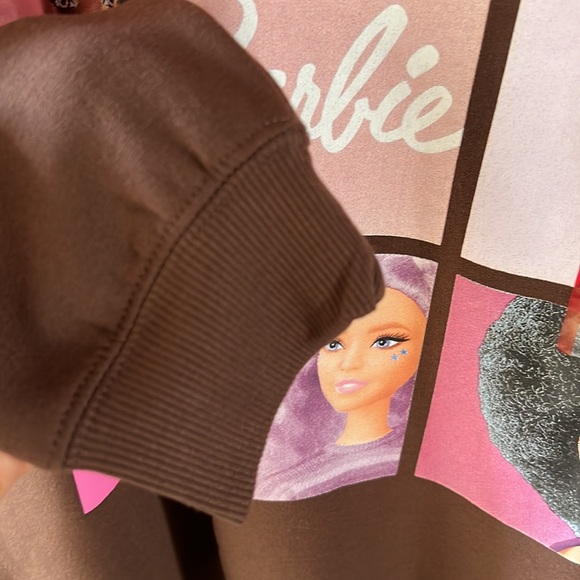 Hybrid Apparel Women's Barbie Squares Cozy Graphic Sweatshirt Sz XSmall Brown - Picture 6 of 6